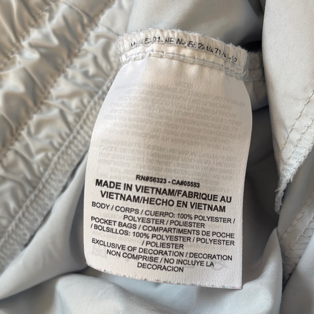 Nike Women's Light Gray Joggers - Picture 9 of 14